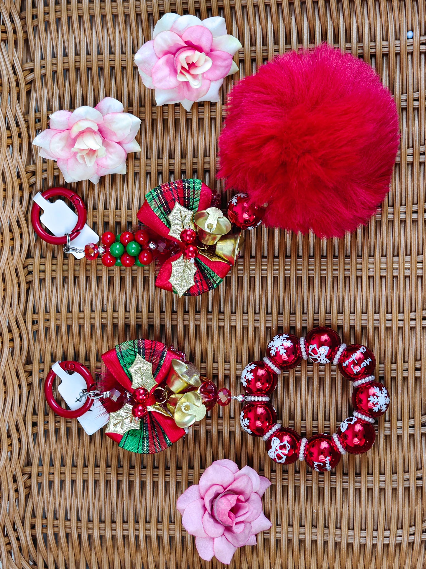Christmas design phone chain hairball keychain handmade products